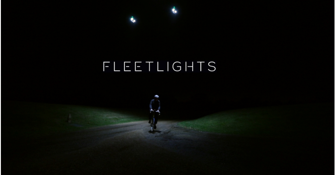 1479897478-drone-drones-fleetlights-engeland-direct-line-straatverlichting-nederland-fiets.png