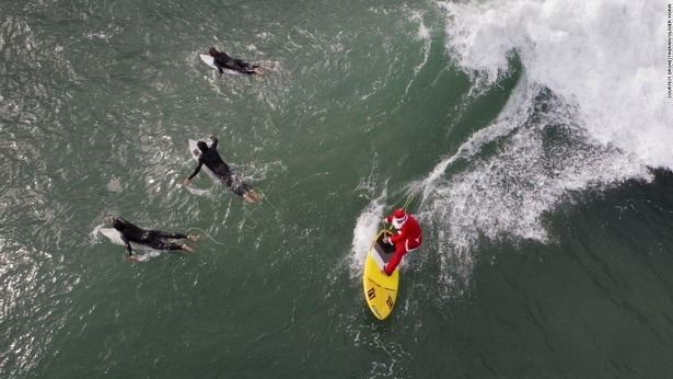 dronestagram-santa-surfing-verazze-italy